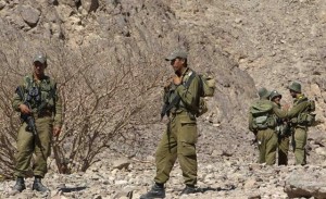 Israeli soldiers Israeli-Egyptian border (Reuters)