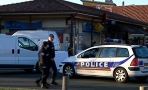 four shot dead outside Jewish school in France