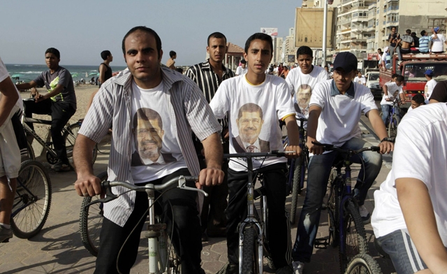 Supporters of presidential candidate Mohammed Mursi