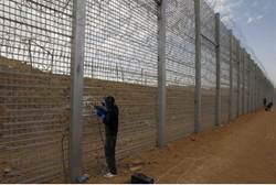 Sinai Security Barrier Construction Retuers