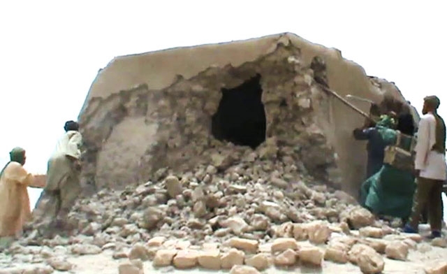 Islamist militants destroy an ancient shrine in Timbuktu. AFP