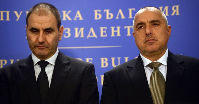 Prime Minister Boiko Borisov R and Bulgarian Interior Minister Tsvetan Tsvetanov L
