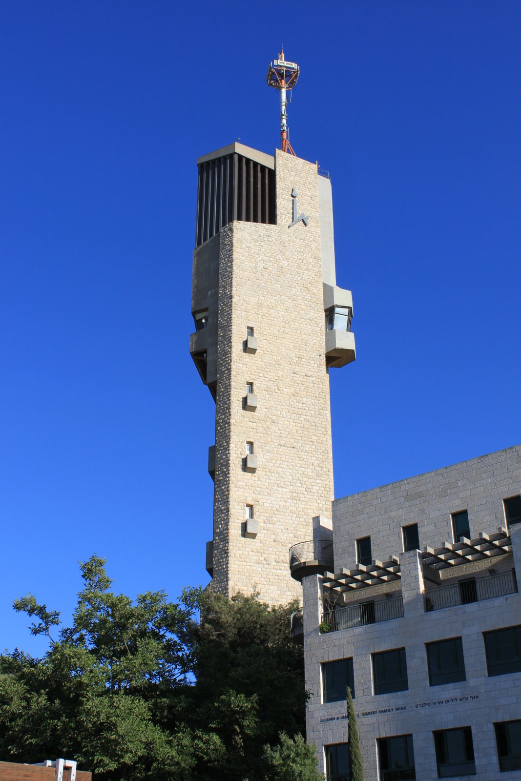 Hebrew U