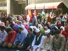 Muslims Pray on NY Streets
