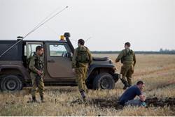 Soldiers in training exercise illustrative