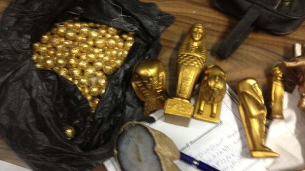 The items which vary in size and shape included a statue believed to belong to ancient Pharaoh Tutankhamun. Al Arabiya