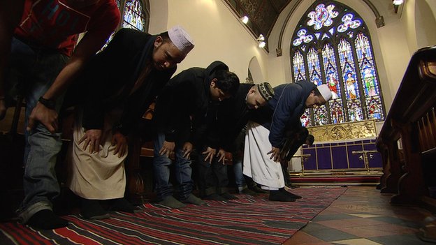 muslims in church