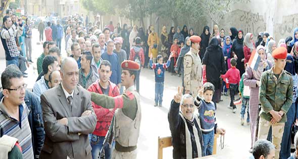 Egyptians poll for Constitution referendom