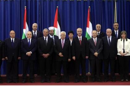Swearing-in of unity government in Ramallah