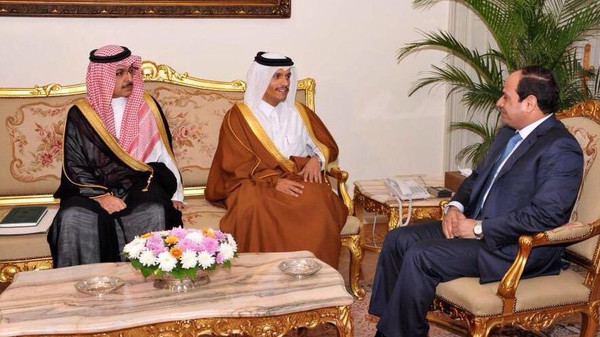 Sisi Meets Qatari Envoy