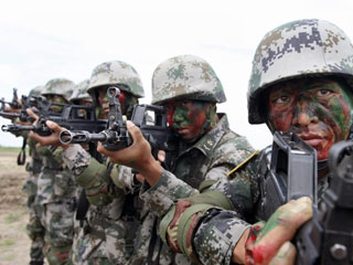 Chinese anti-terror troops